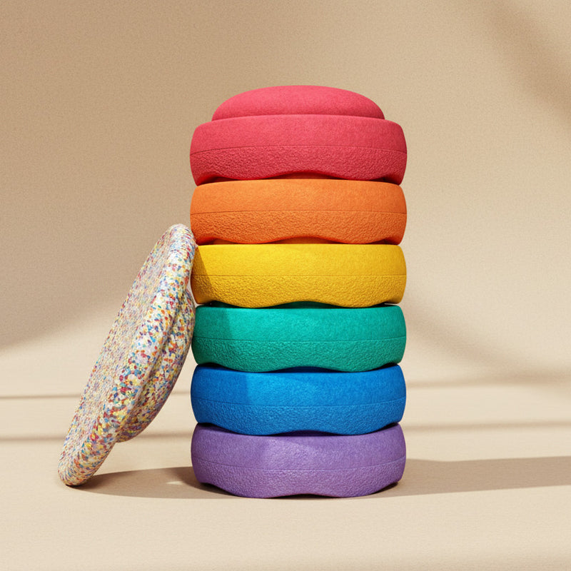 Balance Board + Ensemble arc-en-ciel de pierres à empiler Classic – Kit de motricité pour enfants | Stapelstein