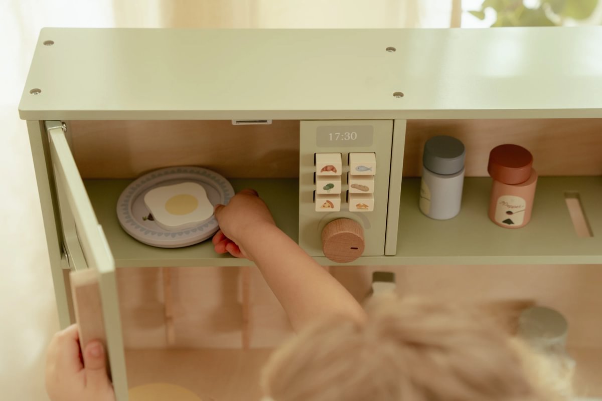Cuisine en bois personnalisée avec prénom – cadeau spécial