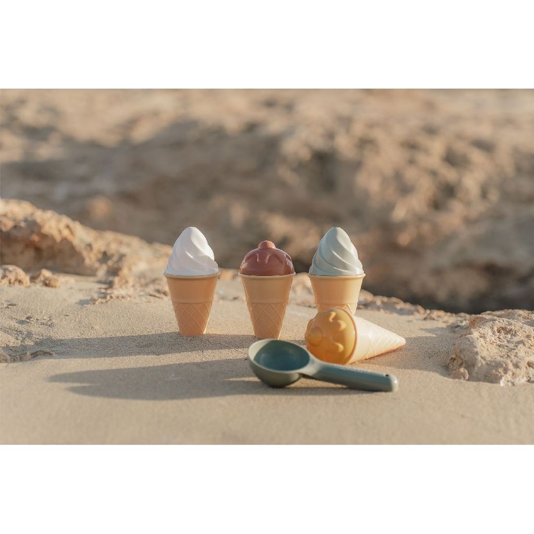 Set de plage crème glacée 9 pièces – Jouet de sable pour des journées d'été créatives