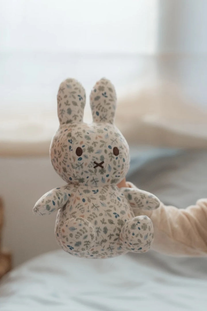 Peluche Lapin Lucky Leaves imprimé all-over, 20 cm x Miffy