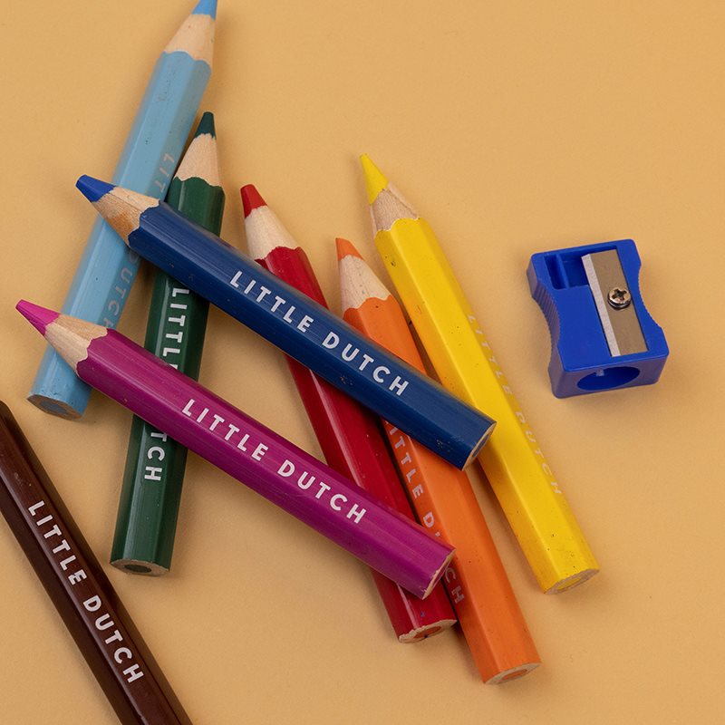 Crayons de couleur pour enfants – Plaisir créatif de dessiner pour les petits artistes