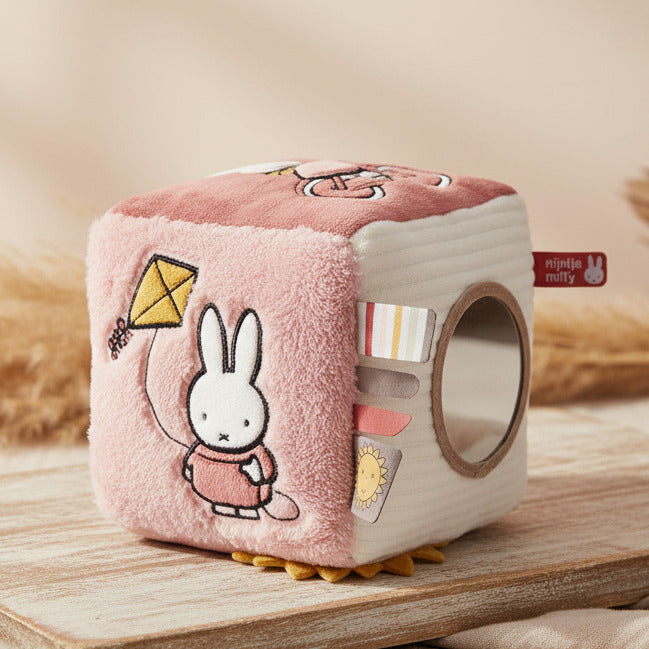 Cube d'activités rose doux et moelleux | Miffy x Tiamo