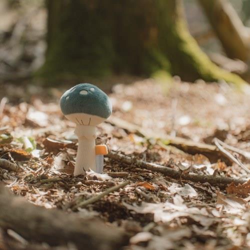 Rassel Pilz Forest Friends von Little Dutch – weiches Greifspielzeug zur Förderung der Hand-Augen-Koordination