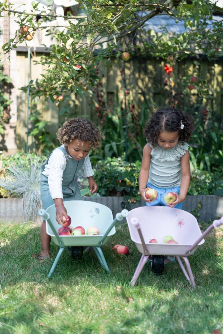 Little Dutch Kinder-Schubkarre Forest Friends für Garten und Sandkasten ab 4 Jahren
