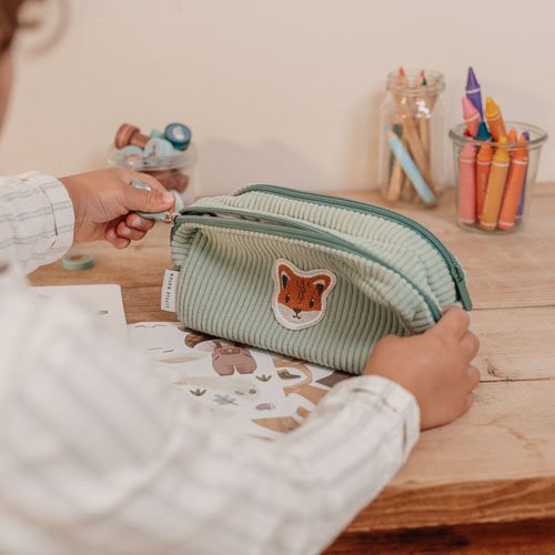 Federmaeppchen mit liebevollem Fuchs Motiv fuer Kindergarten, Schule und kreative Stunden mit ausreichend Platz fuer Stifte und Zubehoer