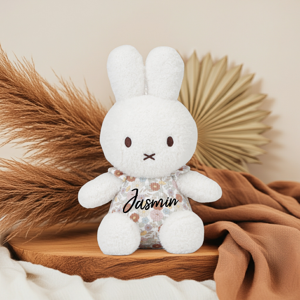 Peluche Miffy le lapin 25 cm à câliner et à aimer