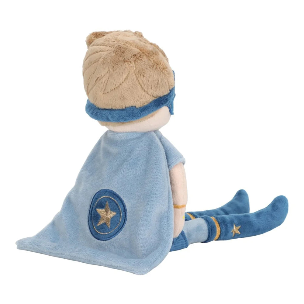 Blaue Superhelden-Kuschelpuppe für Kinder in Rueckansicht mit Umhang, Maske und Sternmotiv auf weissem Hintergrund