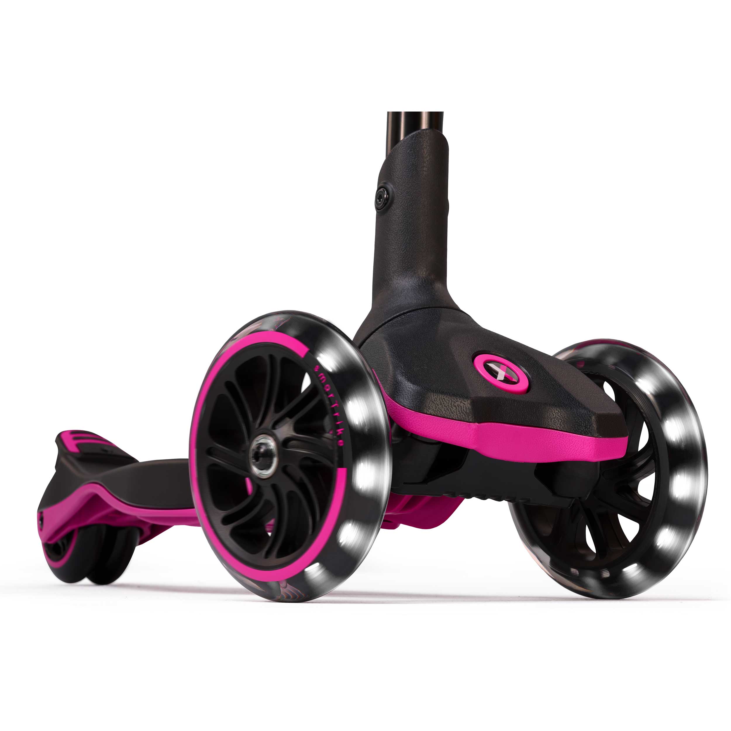 Kinder Scooter pink mit LED Rädern vorne leuchtende Rollen Detailaufnahme stabiler Kinderroller ab 3 Jahre