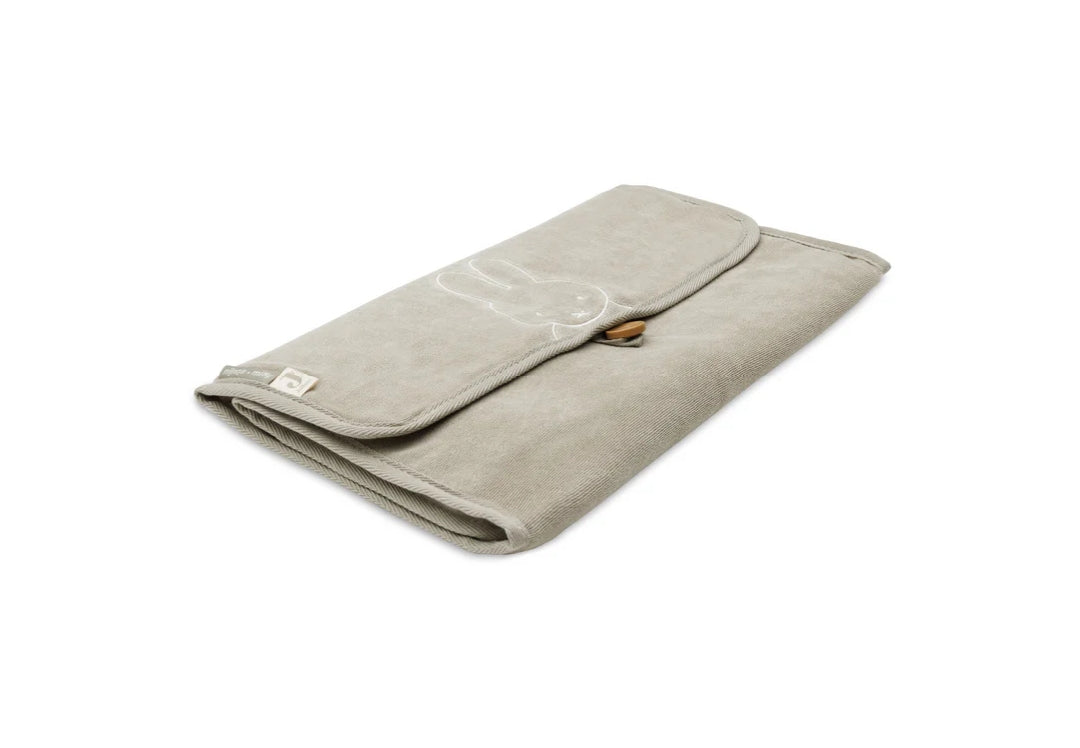 Matelas à langer en tissu éponge Miffy, vert olive | Jollein