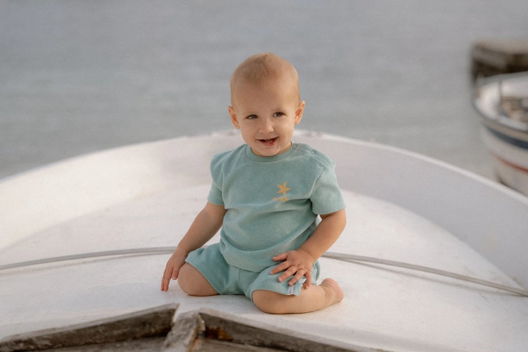 T-shirt et short Coquillages et Rayures Surf Bleu | Little Dutch