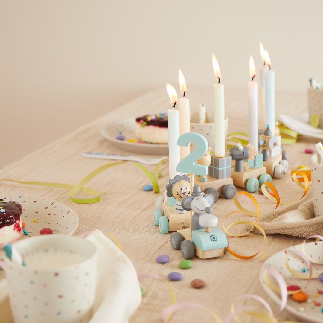 Train d'anniversaire en bois 0-99 ans | Schmatzepuffer