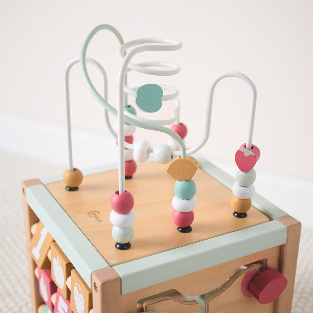 Cube d'activités en bois Berry | bieco