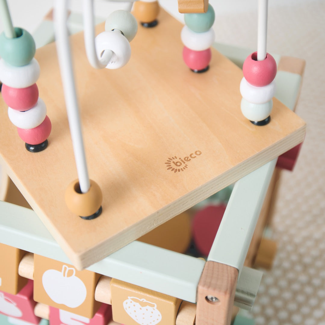 Cube d'activités en bois Berry | bieco