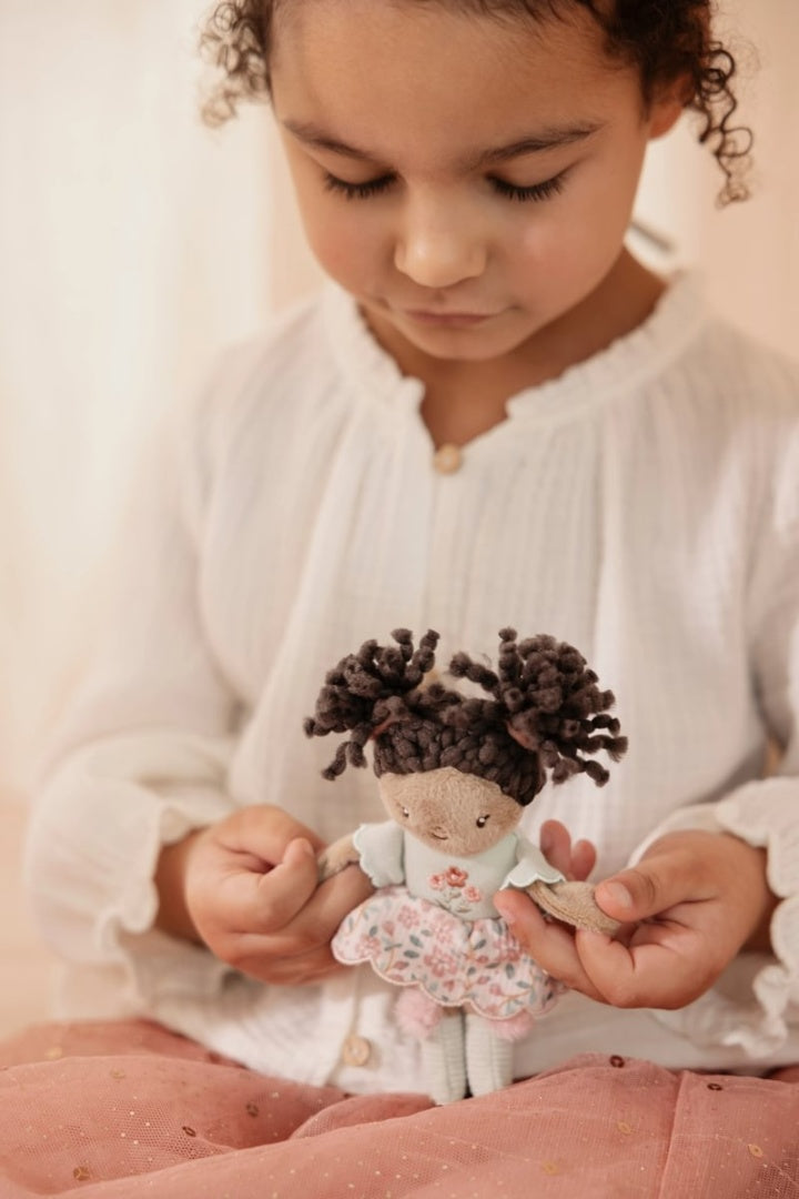 Poupée câline Evi 10 cm | Little Dutch