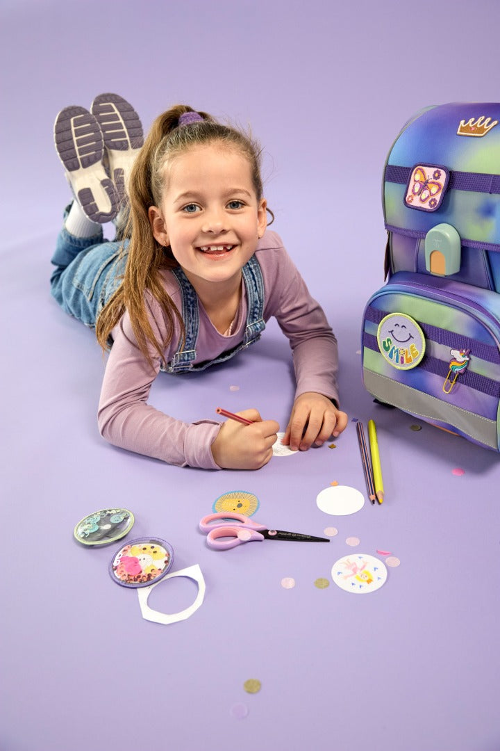 Crayons de couleur pour enfants – Plaisir créatif de dessiner pour les petits artistes