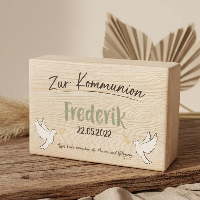 Boîte à souvenirs - Bois naturel - Personnalisée pour la communion | Schmatzepuffer