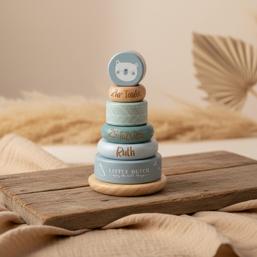 Personalisierter Stapelturm Adventure Blau – Geschenk zur Taufe | Schmatzepuffer