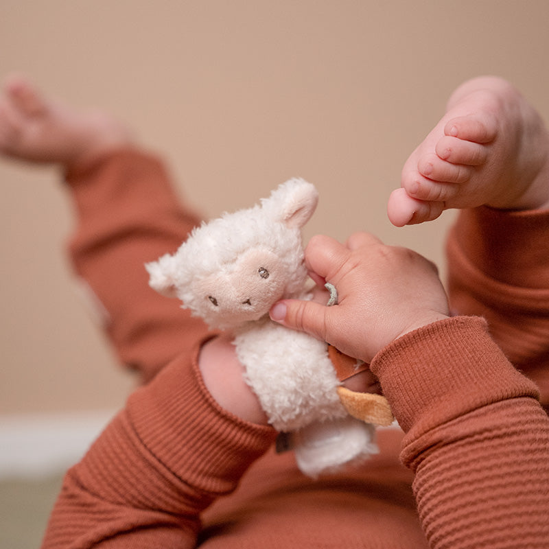 Hochet de poignet mouton Little Farm – Le premier jouet de préhension de bébé