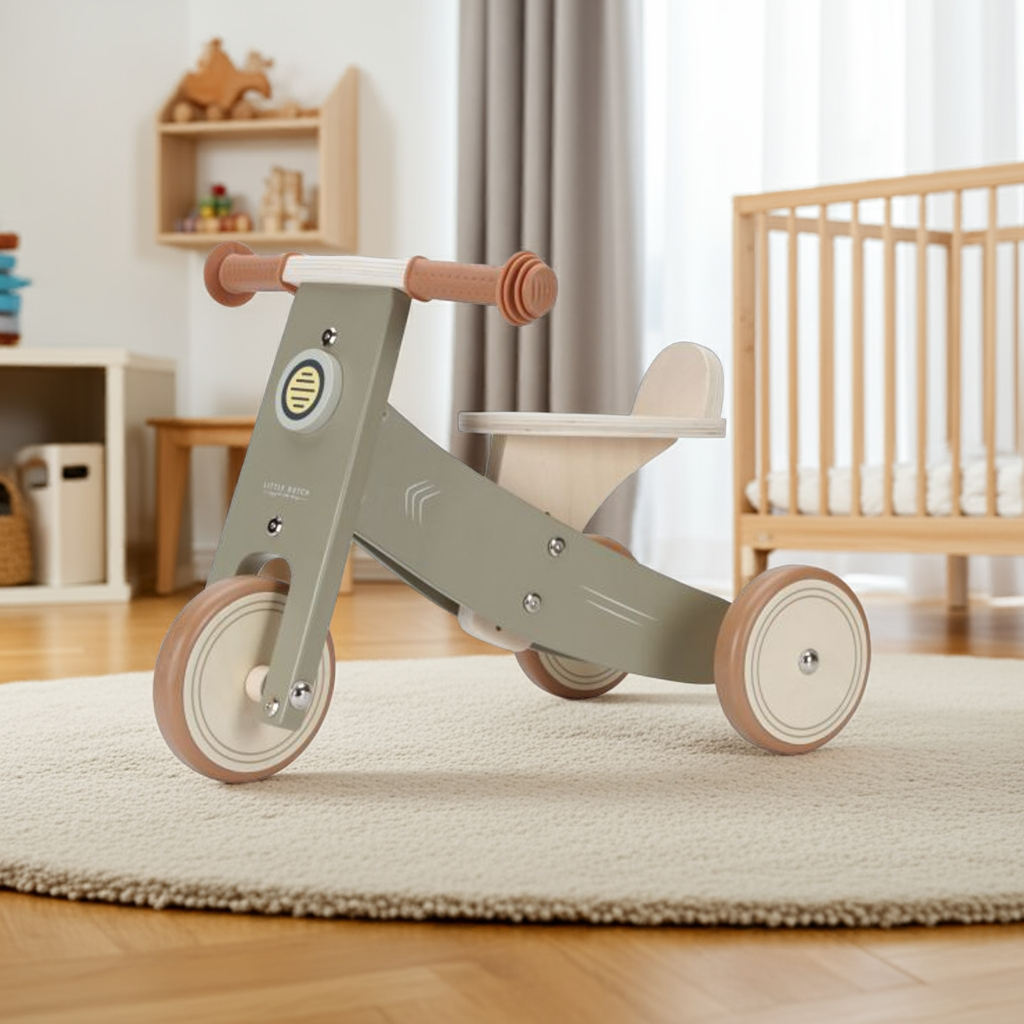 Tricycle en bois personnalisé avec nom – Cadeau pour jeunes enfants