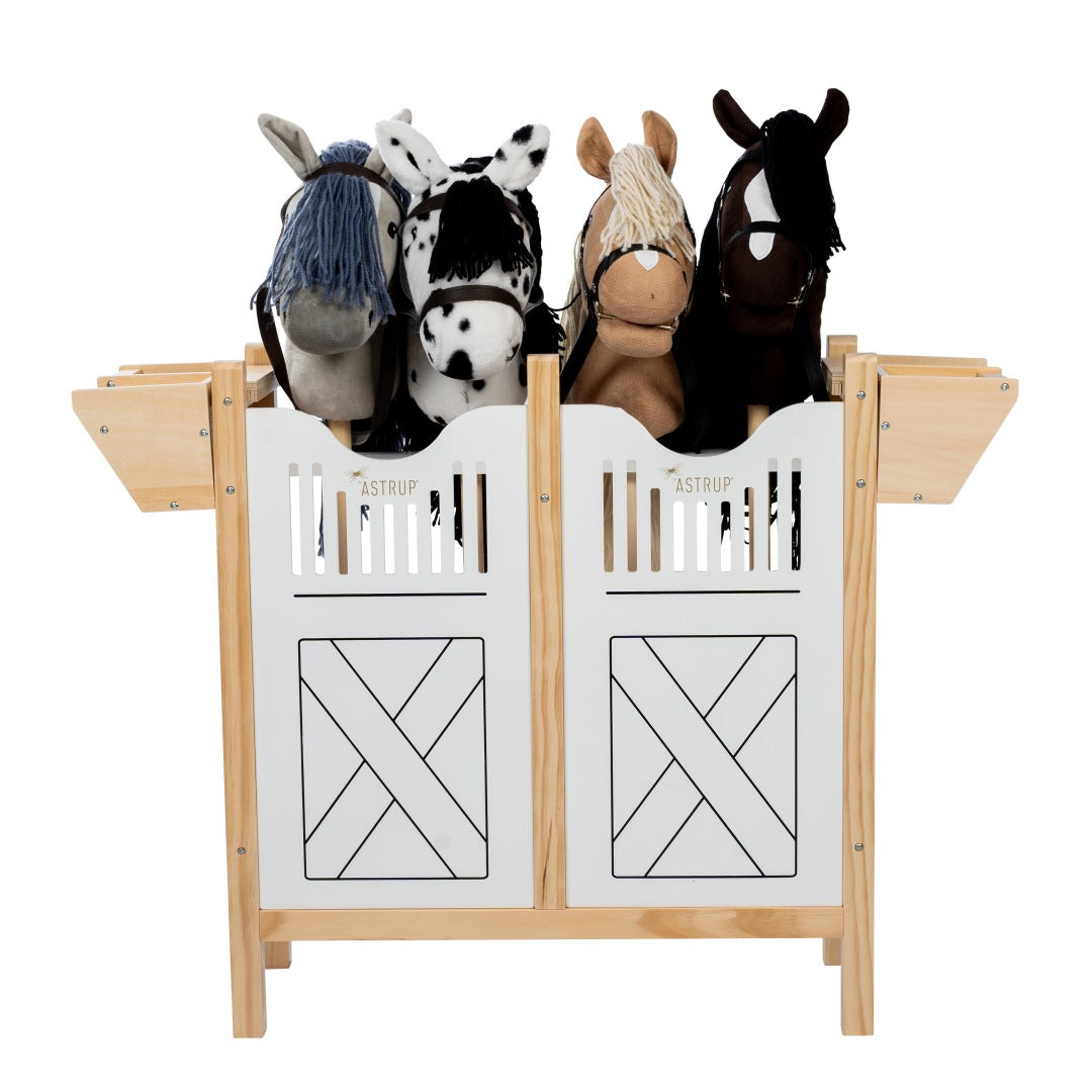 Pferdestall für 4 Hobby Horse | byAstrup