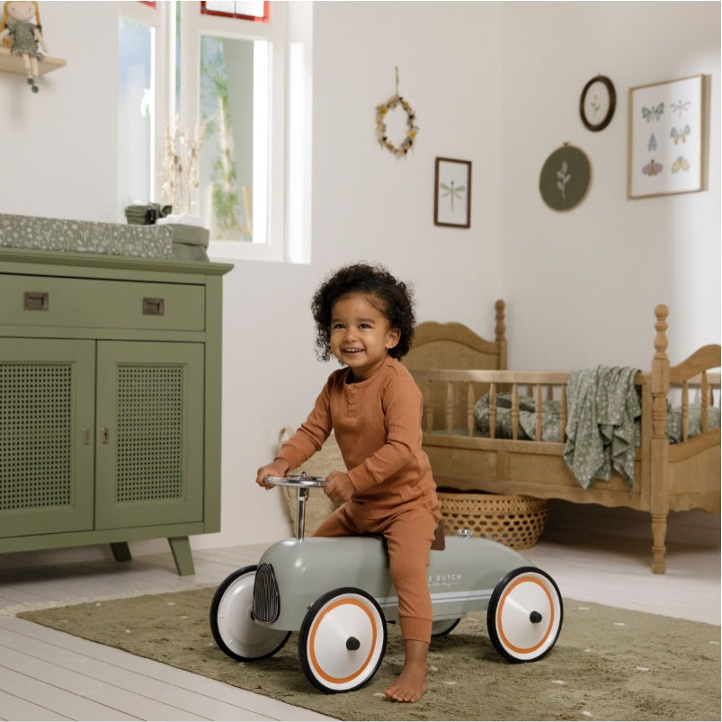 Voiture rétro à enfourcher, couleur olive | Little Dutch par Schmatzepuffer personnalisable