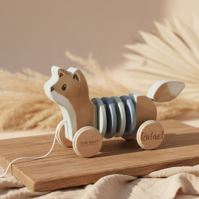Wobbly pull toy fox personalized with name