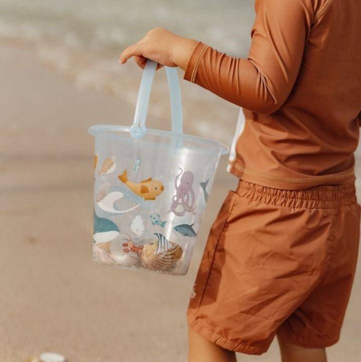Kinder Badeshorts aus schnelltrocknendem Material fuer Strand, Schwimmbad, Urlaub und Wasserspass