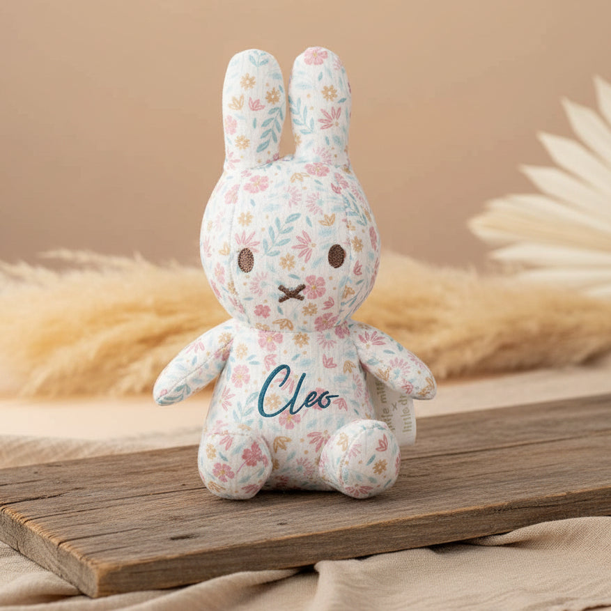Doudou Lapin Lucky Blossom all-over-print, 15 cm x Miffy