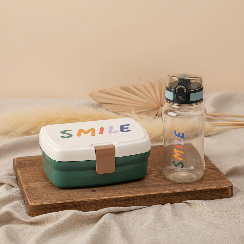 Pausen Set in Gruen mit Smile Motiv bestehend aus Brotdose und Trinkflasche fuer Kindergarten, Schule und unterwegs