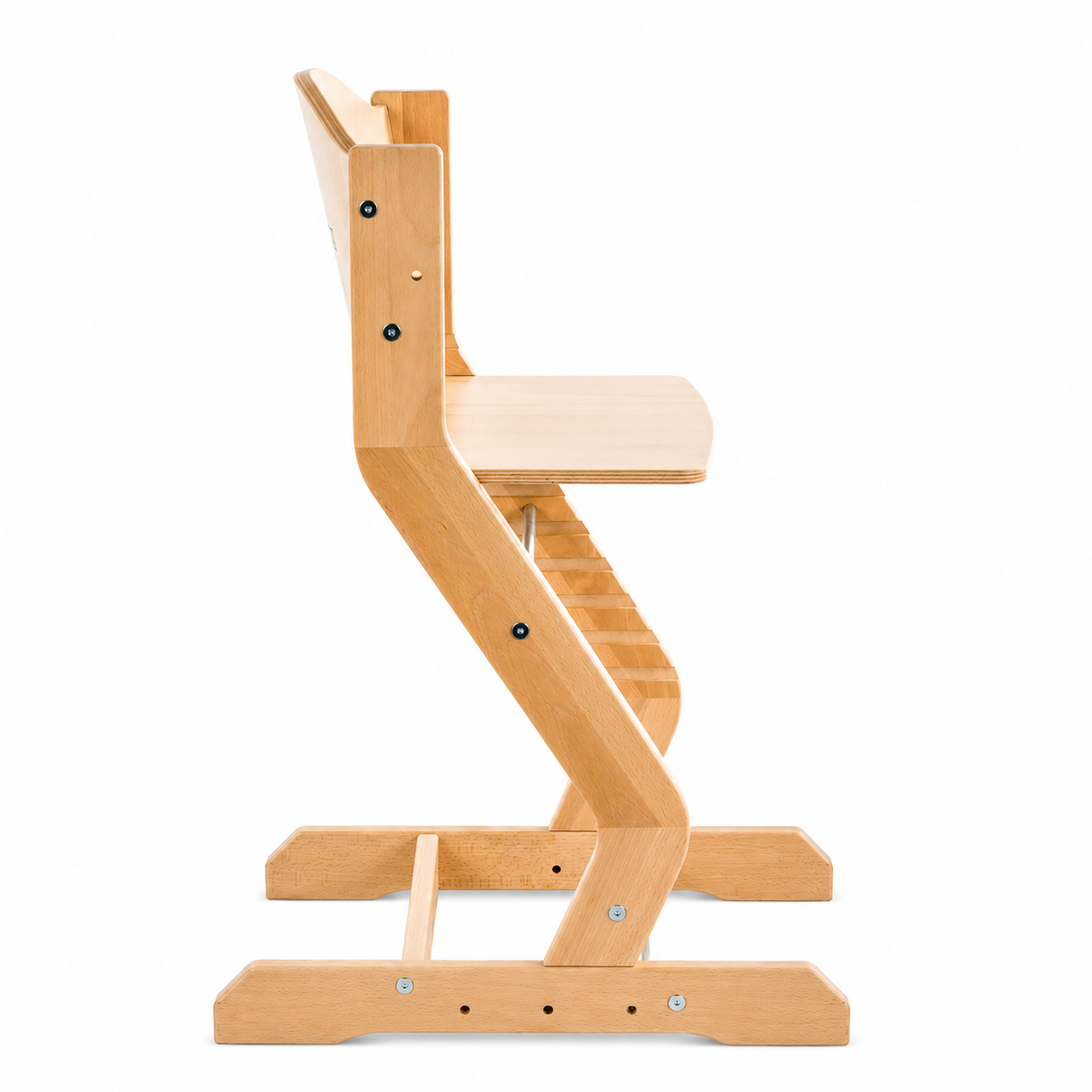 tiSsi Treppenhochstuhl Natur mit Produktvorteilen ergonomisch geformt mitwachsend nachhaltig und kippsicher
